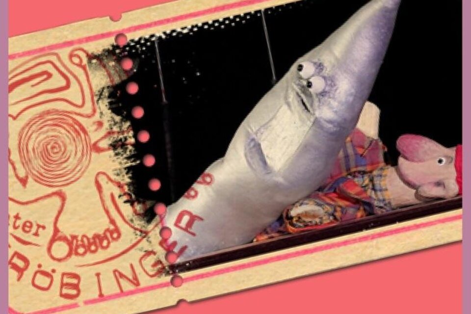 Ein Close-up eines Pianoinnenteils mit Tasten und Mechanik. Die Details der einzelnen Komponenten sind gut sichtbar. | © Gerti und Max Tröbinger