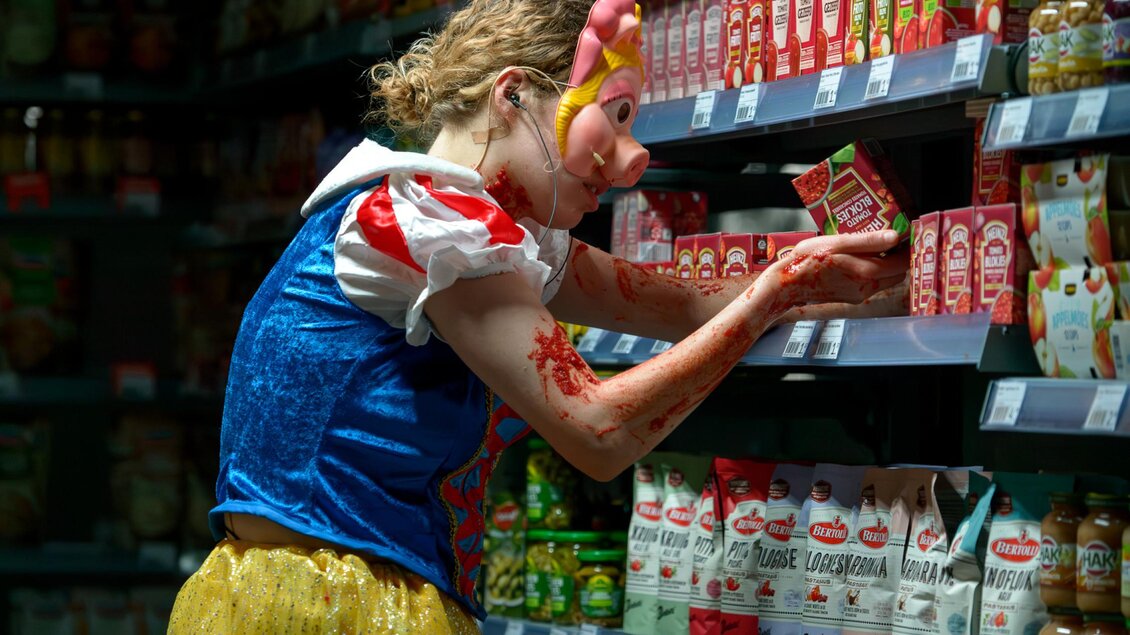 _Dries Verhoeven_ Everything must go | © c_Willem_Popelier