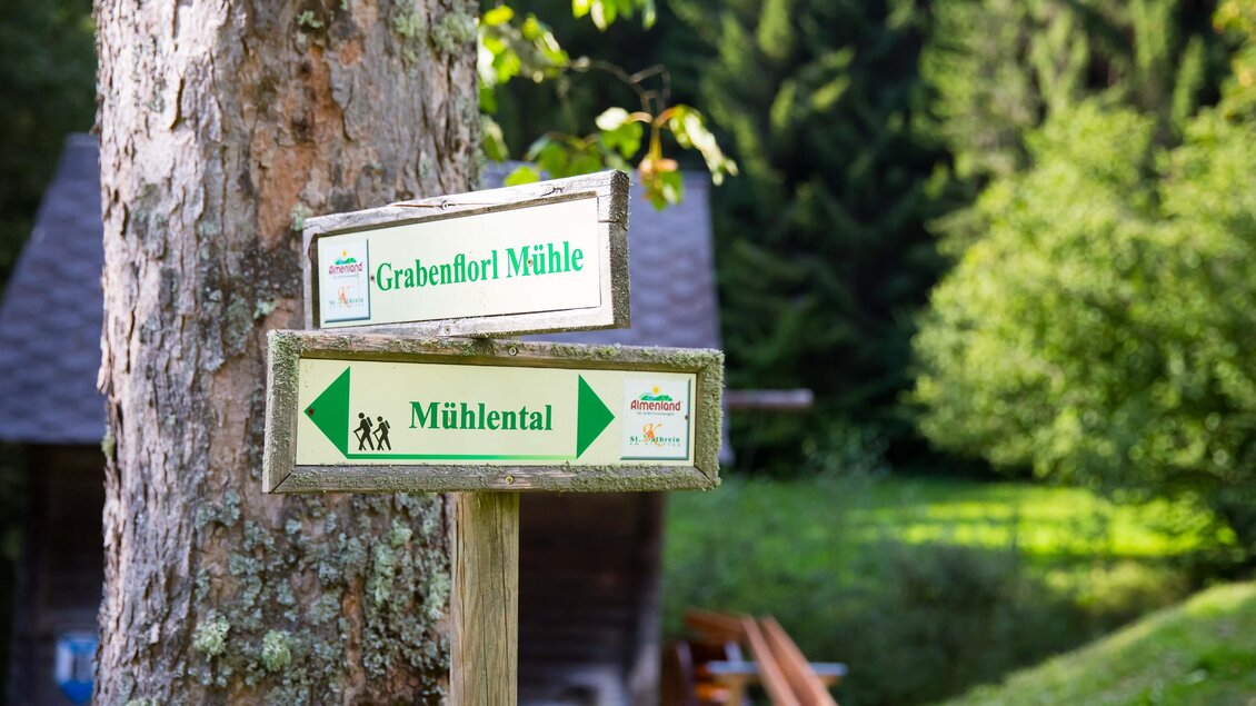 Wegweiser am Mühlental-Wanderweg in der Gemeinde St. Kathrein am Offenegg | © Gemeinde St. Kathrein/O.