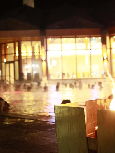 Mondscheinschwimmen im Thermenresort | © Thermenresort Loipersdorf