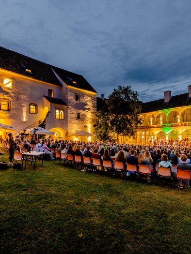 Schloss Hartberg_Abendstimmung_Oststeiermark | © Tourismus Oststeiermark/Spekner