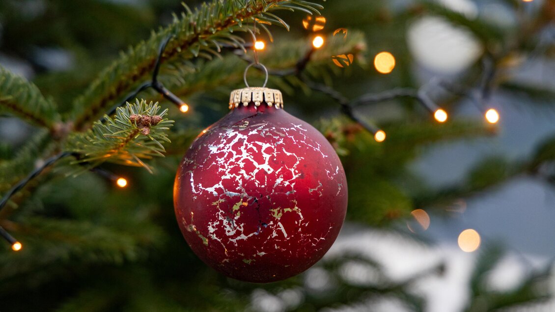 Weihnachtsmarkt_Baumkugel_Oststeiermark | © Seemarketing Stubenberg am See