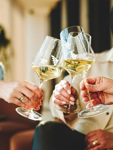 Wein trinken und Wein verkosten | © Thermen- & Vulkanland | Michael Königshofer | © Thermen- & Vulkanland