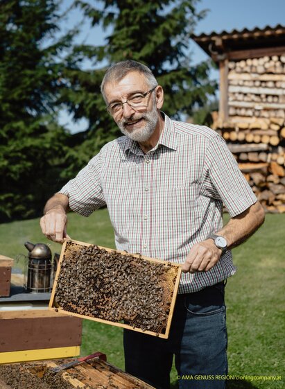 Forest homeathonig_Mr. Brandl_Eastern Styria | Cloning Company | © AMA Genuss Region