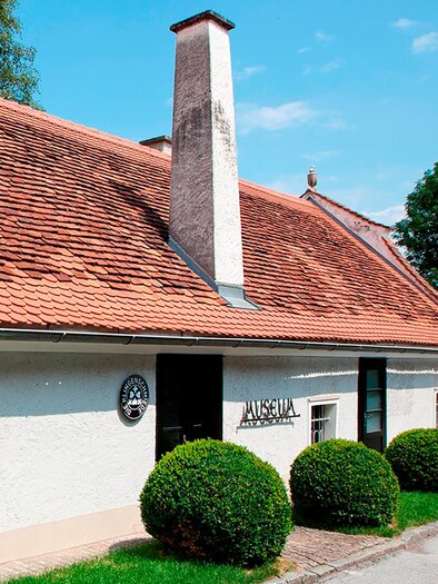 Bladesmith Museum_Outside_Eastern Styria | © Klingenschmiede
