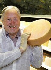 Almenland Stollenkäse_Franz Möstl_Oststeiermark | © Almenland Stollenkäse | Franz Wolfgang Rainer | © Almenland Stollenkäse