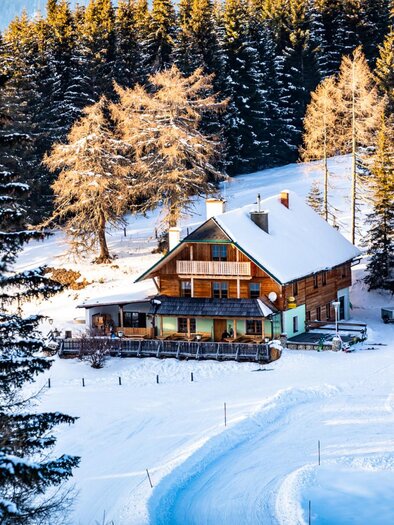 Grebenzenhaus Winter | © Almgasthof Grebenzenhaus