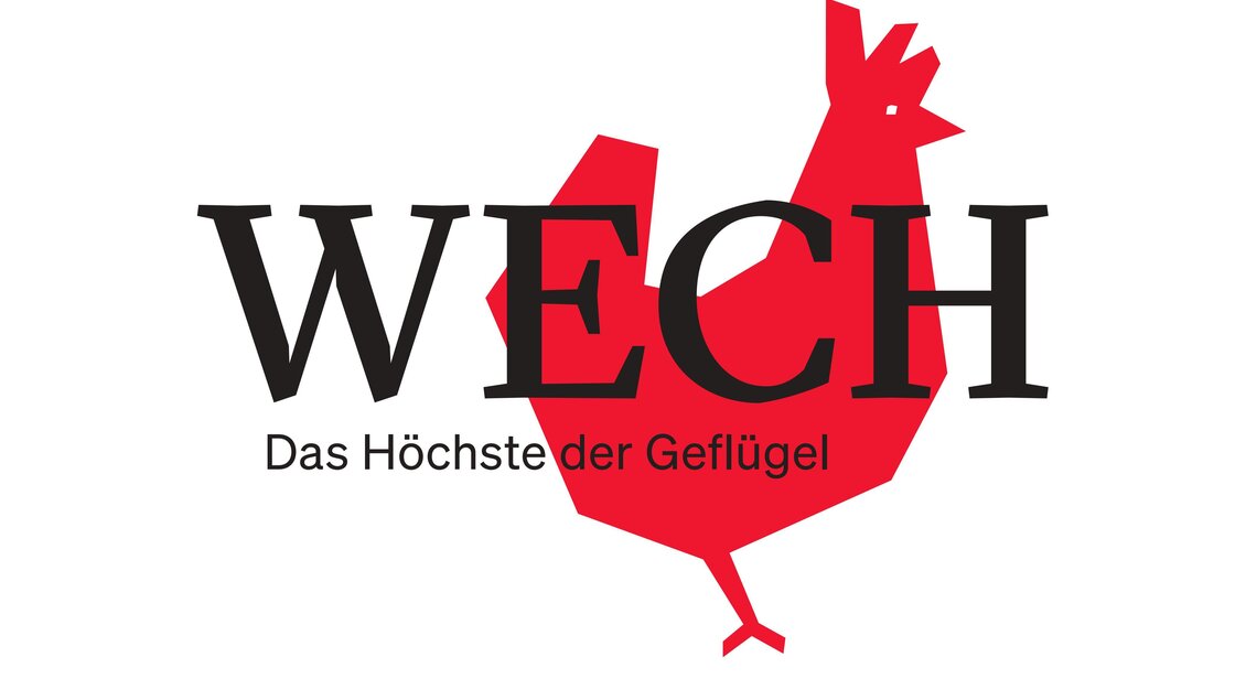 Ein einfaches Logo mit einem roten Hühnchen und dem Schriftzug "WECH". Der Slogan lautet "Das Höchste der Geflügel".