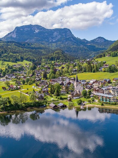 Altausseer See with church | © Drohnenfotos.at-Andreas Tischler