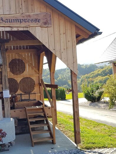 Alte Baumpresse | © Gertrud & Bernhard Muster | Weingut Muster