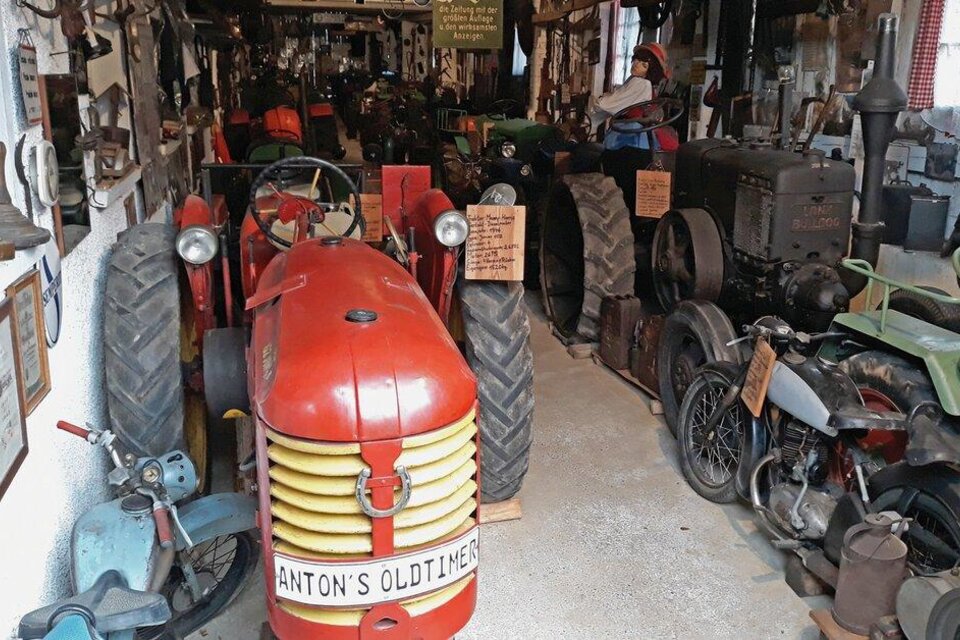 Antons Oldtimer - Das Traktoren-, Bauern- und Haushaltsmuseum in St. Peter/O. - Impression #1 | © Antons Oldtimer
