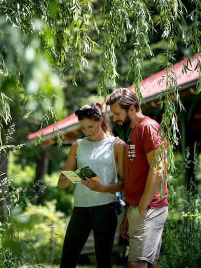 Arboretum und Teehaus bei Sonnenschein | © Region Graz - Tom Lamm
