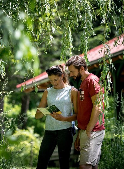 Arboretum und Teehaus bei Sonnenschein | © Region Graz - Tom Lamm