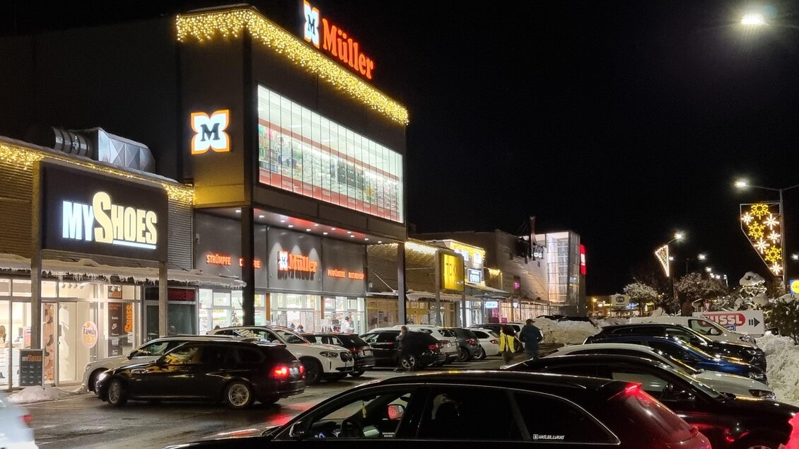 Arena-Außenansicht-Abend1-Murtal-Steiermark | © Arena am Waldfeld