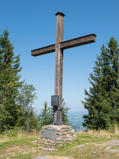 Masenberg_summit cross_Eastern Styria | © Helmut Schweighofer