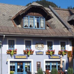 Bäckerei und Café s´Brezl | Fam. Reisinger