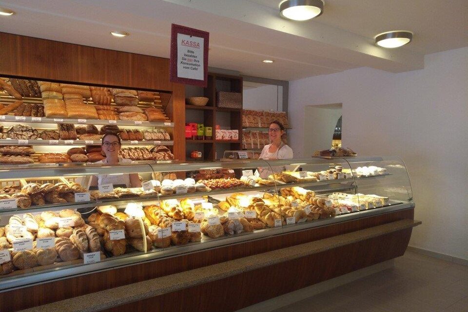 Kaffeehaus Bartl (FMZ) - Impression #1 | © Backstube-Kaffeehaus-Zuckerbäckerei Bartl