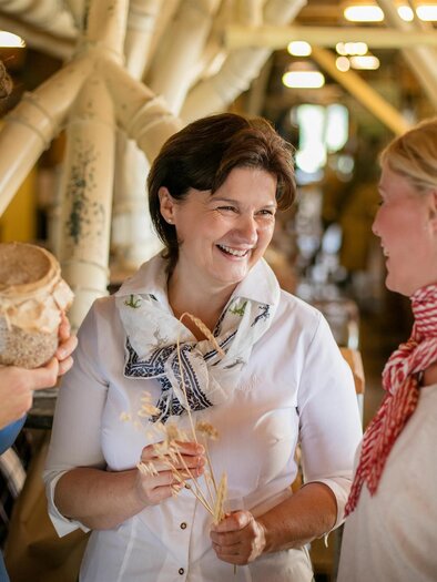 Führung in der Berghofer-Mühle | © Thermen- & Vulkanland