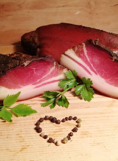 Biohof-Hold-Speck1-Murtal-Steiermark | Familie Hold | © Familie Hold