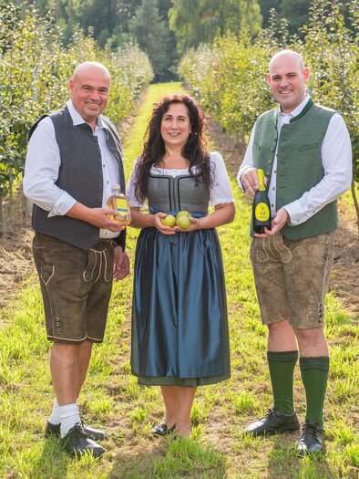 Birnhirsch_Familie_Oststeiermark | © Helmut Schweighofer