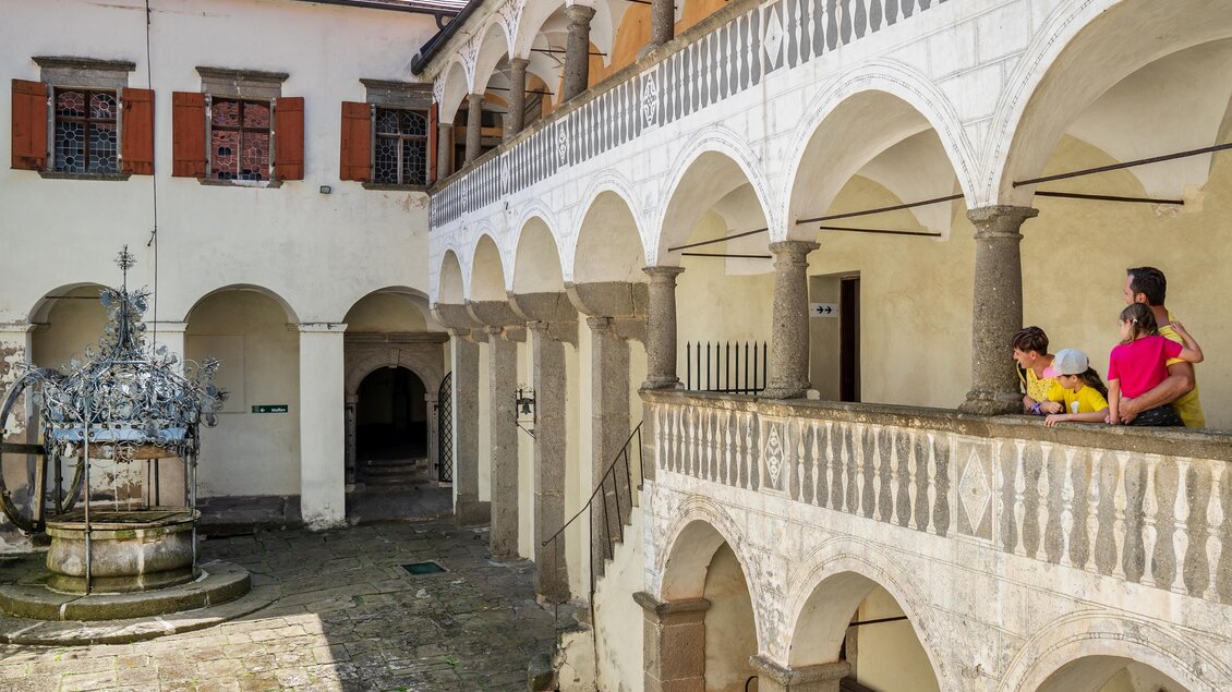 Burghof | © Ferder Rudi