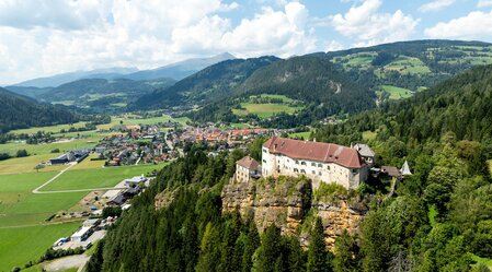 Burg Rothenfels, Vorgelperspektive | © Tourismusverband Murau | Tom Lamm | © Tourismusverband Murau