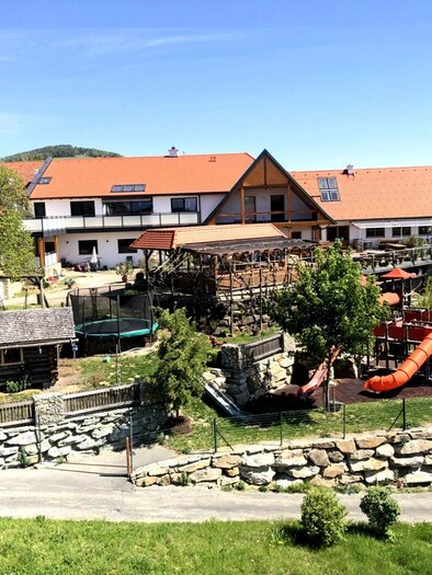 Weinhof Posch_house view_Eastern Styria | © Weinhof Posch