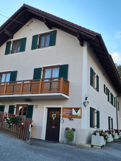 Buschenschank Muhr_Hausansicht_Oststeiermark | © Buschenschank Muhr