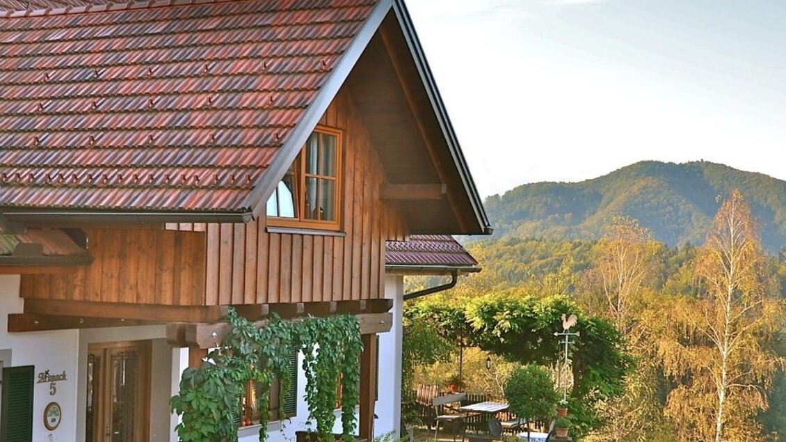 Weingut & Winzerzimmer Pronegg Hausansicht | © Sandra & Karl Pronegg