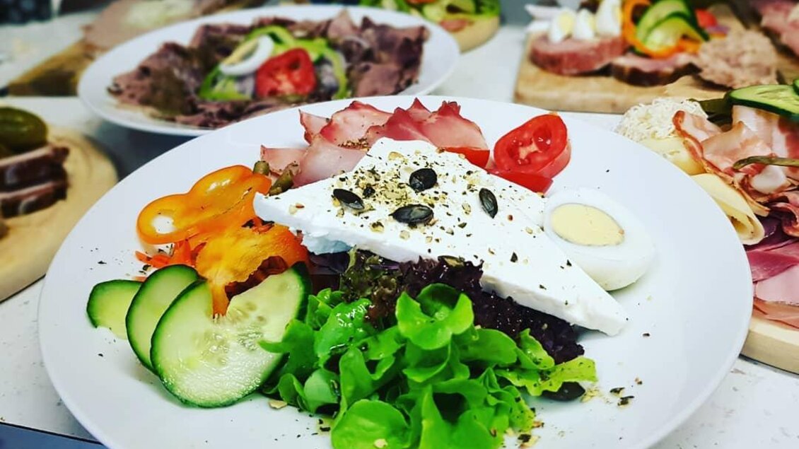 Jause im Buschenschank Sorger | © Buschenschank Sorger