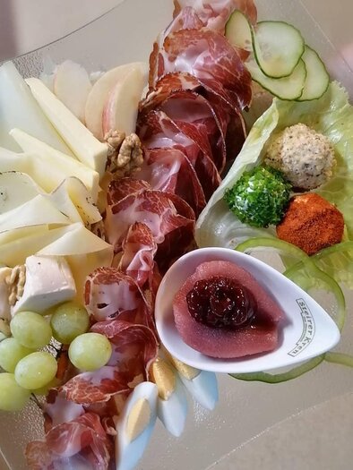 Buschenschankjause Weingut Tropper | © Weinhof Tropper