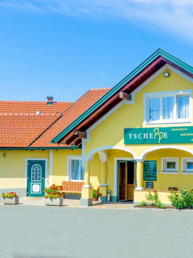 buschenschank_tscheppe_hausansicht | © Familie Tscheppe | Weinbau Buschenschank Tscheppe