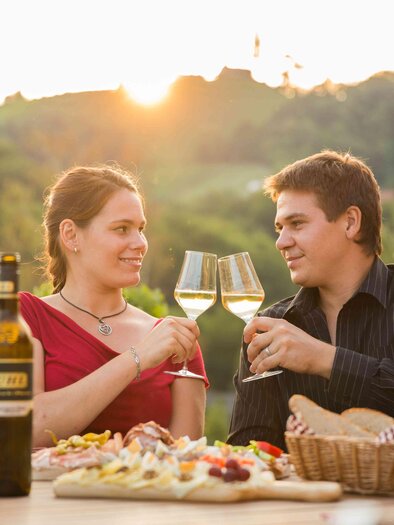 Genuss auf der Sonnenterrasse | © Fam. Uhl