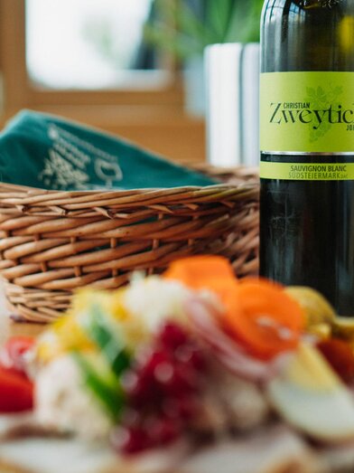 Weingut & Buschenschank Zweytick | © Weingut & Buschenschank Zweytick | Fam. Zweytick |  Fam. Zweytick | © Weingut & Buschenschank Zweytick | Fam. Zweytick