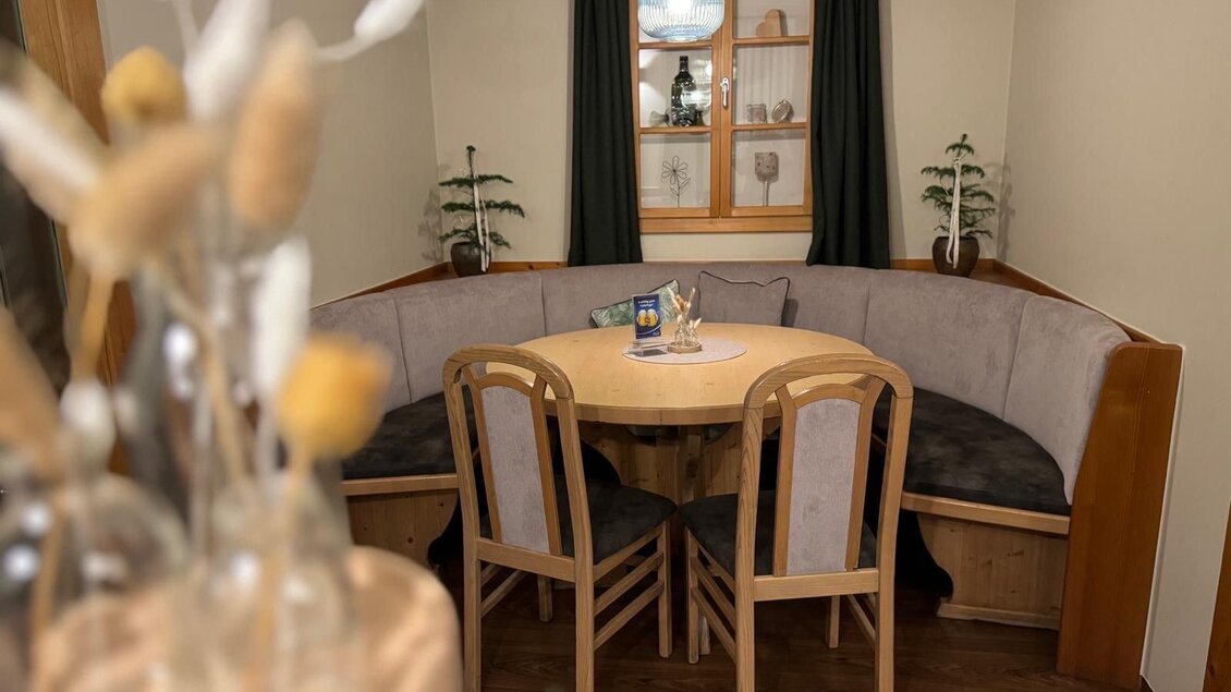 Cafe Tschecherl_Sitzgruppe_Oststeiermark | © Andreas Pretterhofer