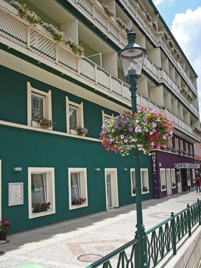 Hirschenwirt | © www.weisserh-hirsch.at