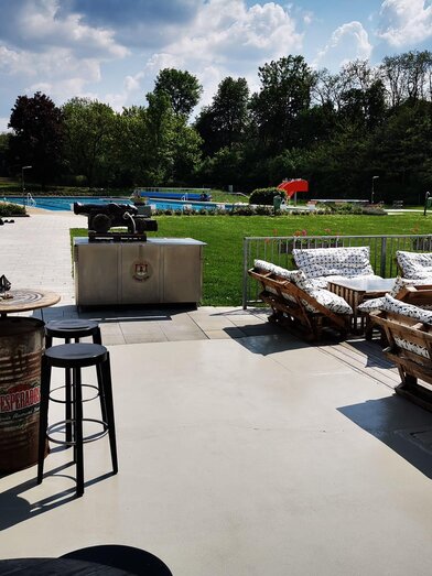 Relaxen im neuen Capitano | © Stadtgemeinde Fehring | Martina Ehrenhöfler | © Stadtgemeinde Fehring