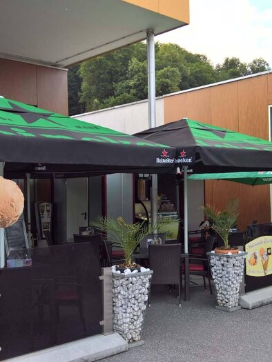 CafeZeit_Seating Outside_Eastern Styria | © CafeZeit