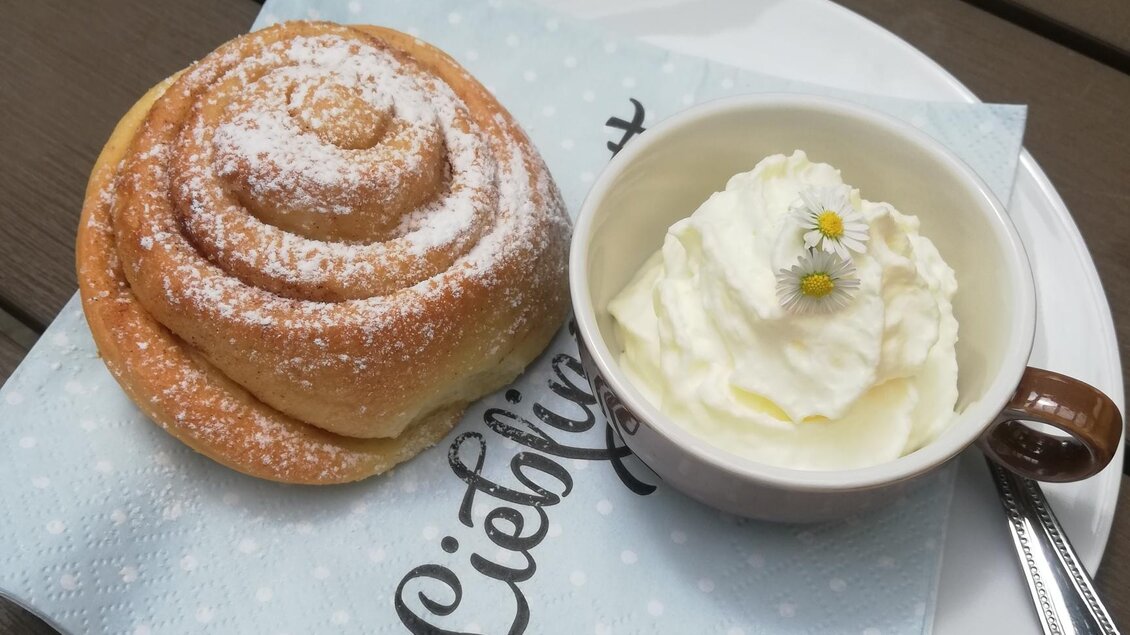 Süße Schlemmerei im Hofcafe | © Klaudia Schneider