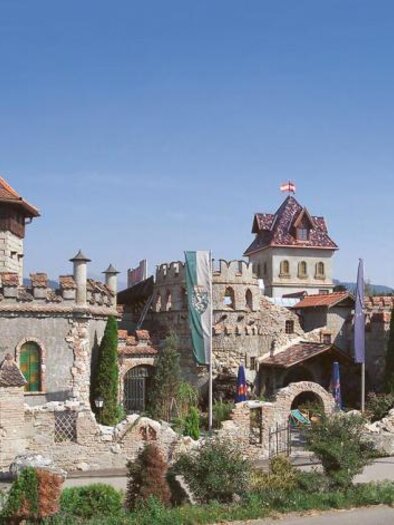 Burg-Außenansicht1-Murtal-Steiermark | © Die Burg