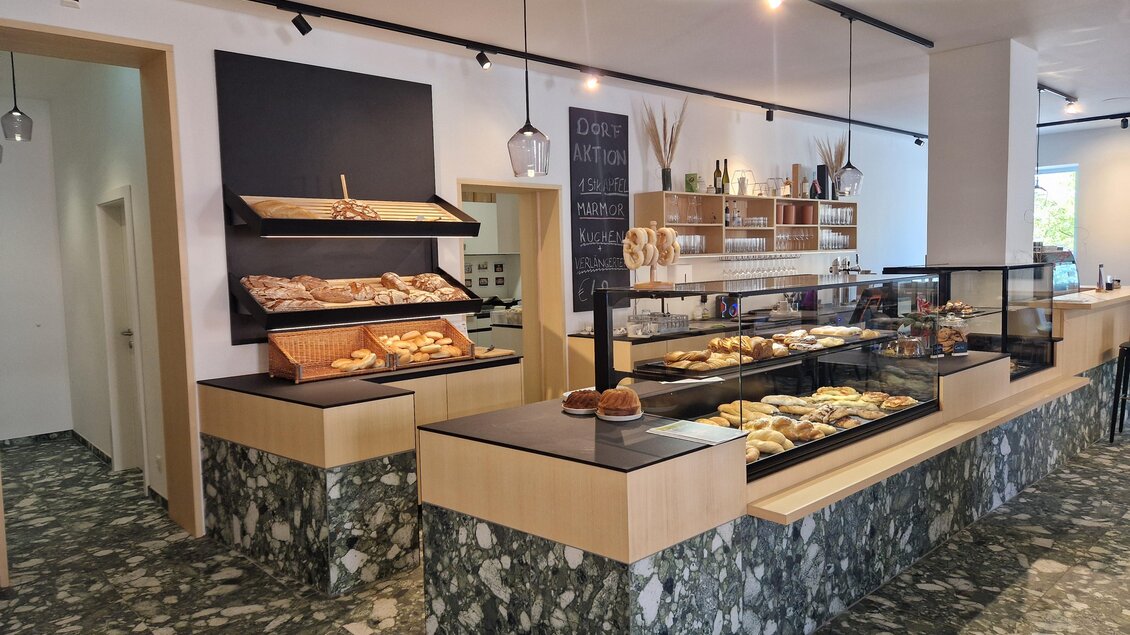 Dorf Cafe_Innenansicht1_Oststeiermark | © Temmel Holding GmbH