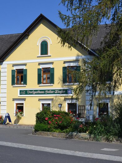 Exterior view Dorfgatshaus Seiler-Ziegler | © Riedenbauer | Dorfgasthaus Seiler-Ziegler | © Riedenbauer