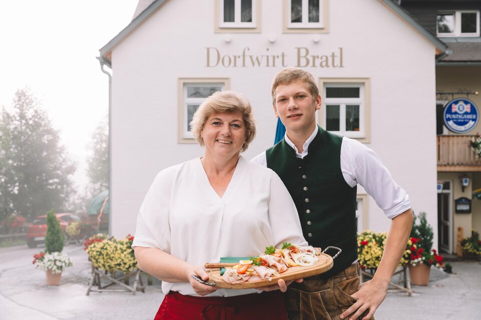 Village host 
Bratl - Impression #1 | © Dorfwirt Bratl