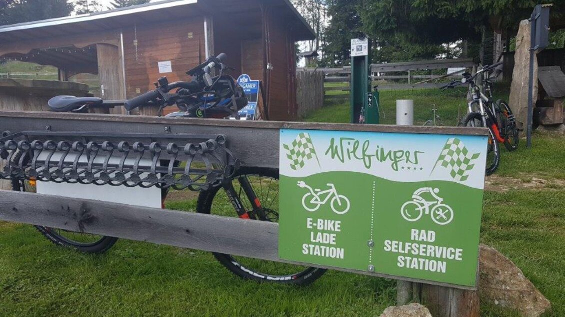 E-Bike Masenberg_E-Bike laden_Oststeiermark | © Tourismusverband Oststeiermark