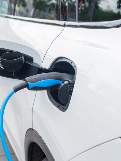 E-Tankstelle | © AdobeStock | Kollerhof am Eichberg | © AdobeStock | Kollerhof am Eichberg