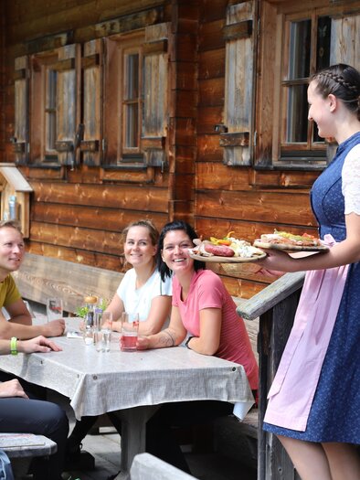 Einkehr bei der Ebenhandlhütte | © Tourismusverband Murau
