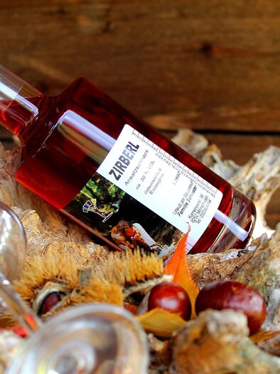 fine spiirits Schiester_Zirberl_Eastern Styria | © Edelbrände Schiester