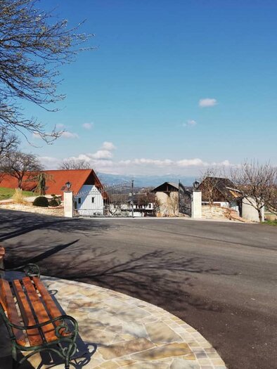 Brennerei und Imkerei Hernach | © Lena & Sarah Hernach | Brennerei & Imkerei Hernach