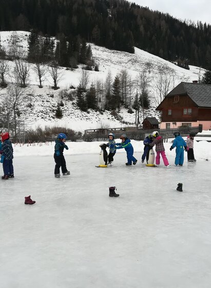 EislaufenPusterwald-Murtal-Steiermark | Eislaufplatz der Gemeinde Pusterwald | © Eislaufplatz der Gemeinde Pusterwald