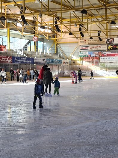 Sportzentrum-Eislaufen-Murtal-Steiermark | © Sportzentrum Zeltweg